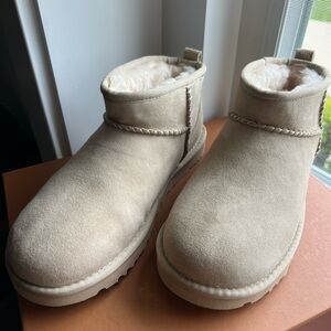Madhappy x UGG mini - sand size 8